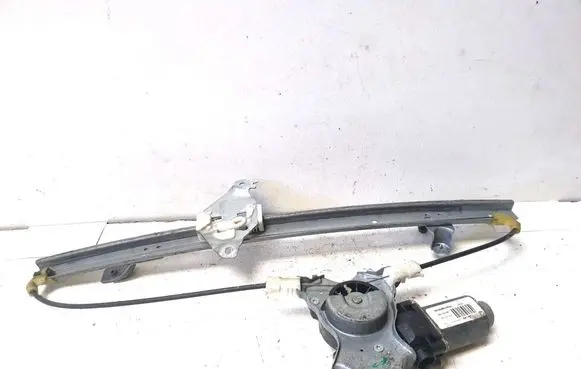 Nissan Navara Rear window lifting mechanism without motor 119044
