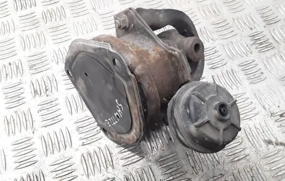 Honda Shuttle Engine mount bracket
