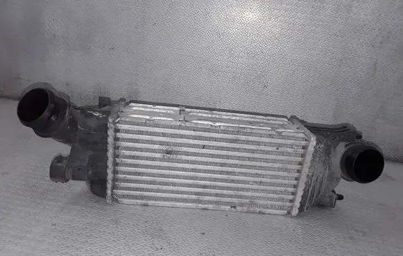 Peugeot 407 Intercooler radiator 9645682880