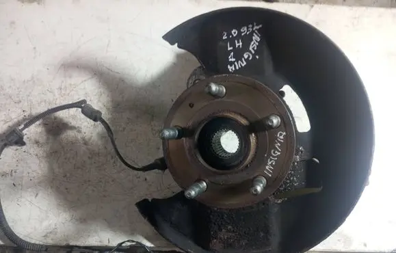 Opel Insignia A Front wheel hub spindle knuckle