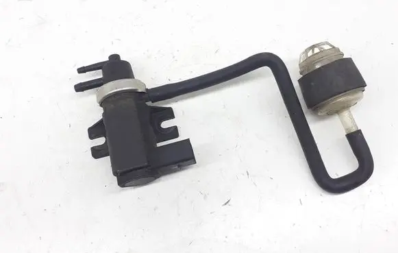 Seat Alhambra (Mk1) Turbo solenoid valve 1J0906627