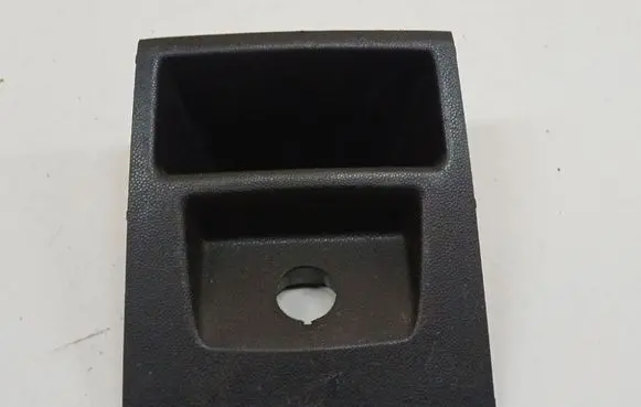 Opel Zafira B Cigarette lighter 13162600