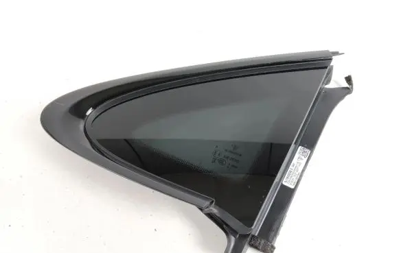 Porsche Taycan 9J1 Rear side window 9J1845298S