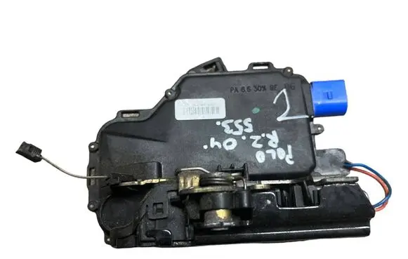 Volkswagen Polo Rear door lock 3B4839016AG