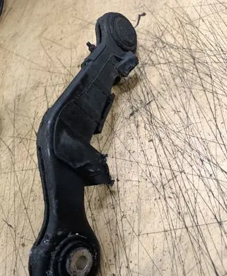 BMW X5 E53 Rear upper control arm/wishbone 1165921