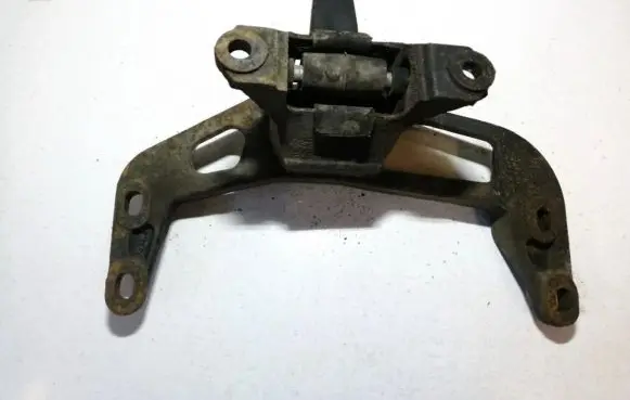 Ford Mondeo MK I Engine mount bracket 93bb6p072af