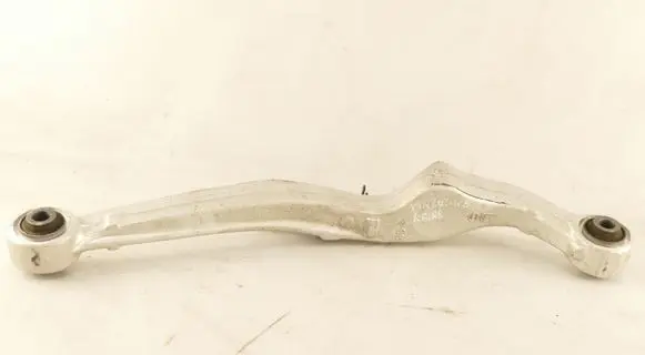 Nissan X-Trail T32 Rear upper control arm/wishbone 33CA