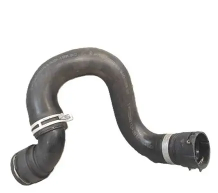 Mercedes-Benz Vito Viano W447 Engine coolant pipe/hose A4475013182