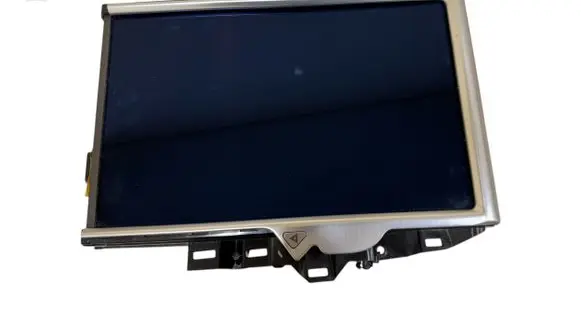Tesla Model S Screen/display/small screen 100477712F T13L0029259