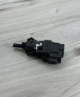Mazda 2 Brake pedal sensor switch 3M5T13480AB