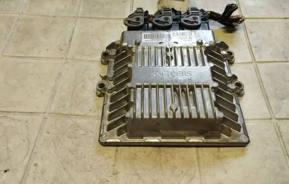 Citroen C5 Engine control unit/module 9660780680 5WS40260C 856771572