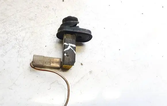 Audi A4 S4 B5 8D Front door sensor coupe 8d0947561