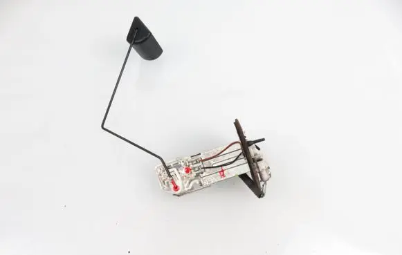 Lexus IS 220D-250-350 Fuel level sensor 