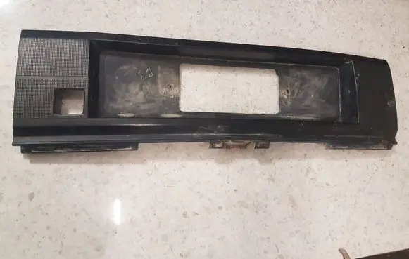 Volkswagen PASSAT B3 Tailgate trim 357853489