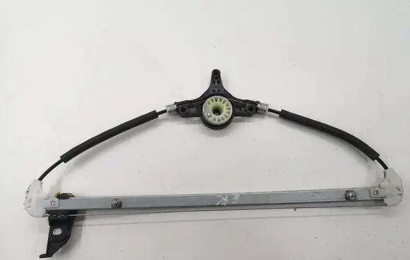 Mazda CX-5 Rear window lifting mechanism without motor