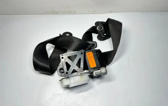 BMW X5 E70 Front seatbelt 7171967 72117171967