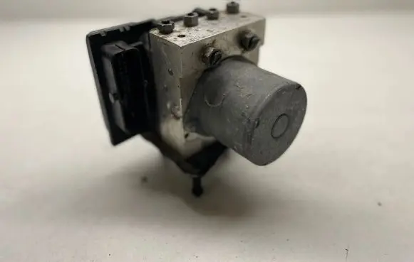 Audi A5 8T 8F ABS Pump 8K0614517GM 8K0907379CK 0265239345