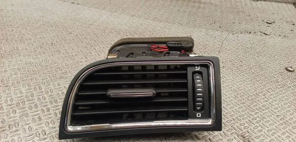 Skoda Superb B6 (3T) Dashboard side air vent grill/cover trim 3T0819701
