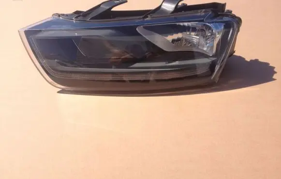 Audi Q3 8U Headlight/headlamp 8U0941003M