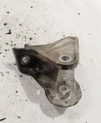 Mitsubishi Outlander Engine mounting bracket 701329