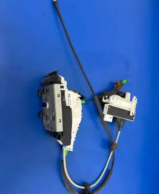 Tesla Model X Front door lock 112620000B AP119275A056130