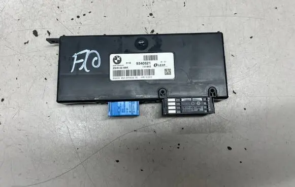 BMW 5 F10 F11 Gateway control module 9340521