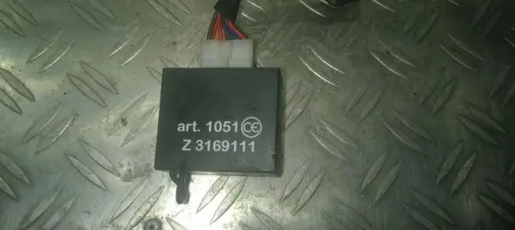 Mitsubishi Carisma Door control unit/module Z3169111 ART1051