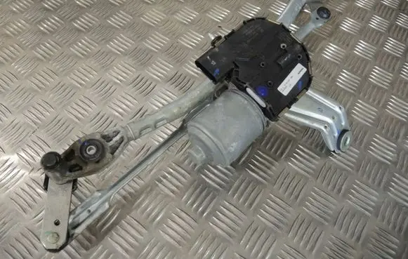 Volvo XC90 Front wiper linkage and motor