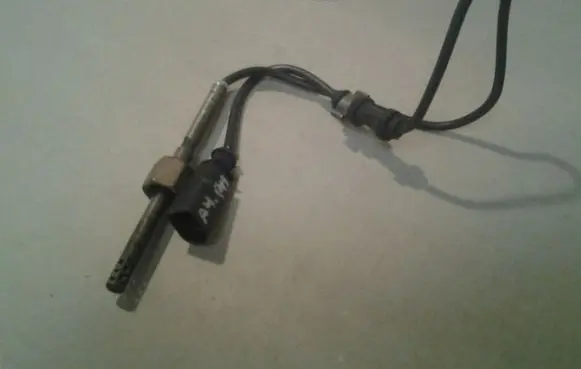 Audi A4 S4 B6 8E 8H Exhaust gas temperature sensor 06D906088