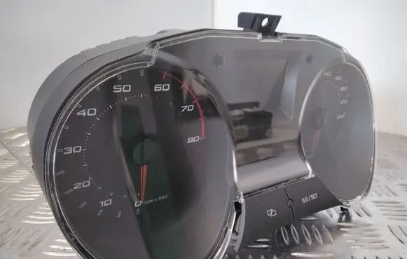 Seat Ibiza IV (6J,6P) Speedometer (instrument cluster) 6J0920800K V0304117040920 A2C53332250