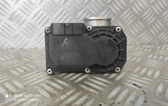 Toyota Auris E180 Throttle body valve 26100-0N030