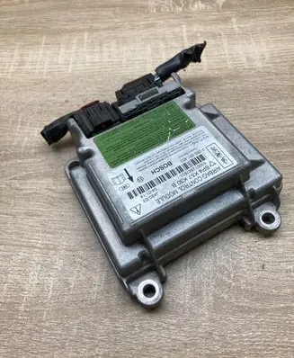 Mazda 3 I Airbag control unit/module BP4K57K30B 0285001453