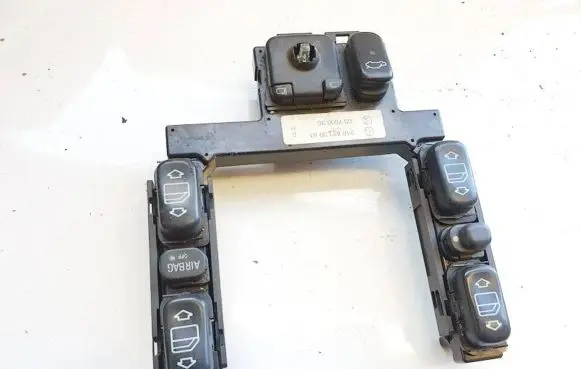 Mercedes-Benz E W210 Electric window control switch 2108110160