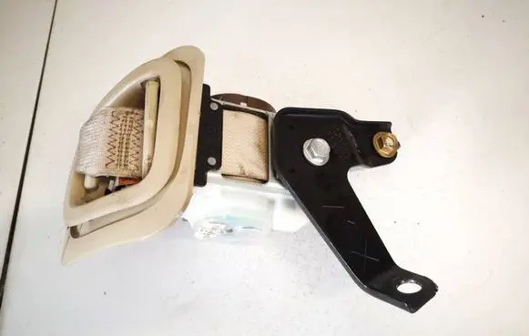 Subaru B9 Tribeca Middle seatbelt (rear) 94482ag00a
