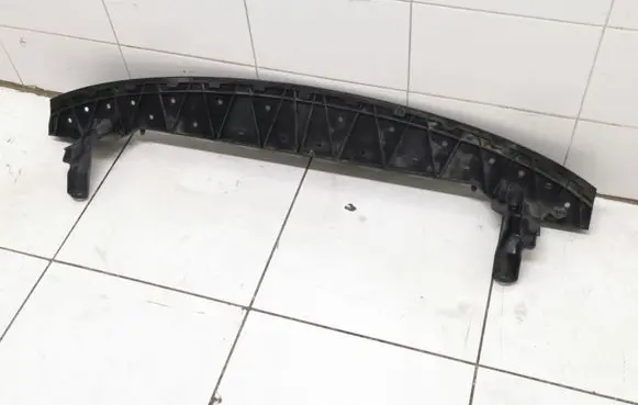 Volkswagen Golf V Bottom radiator support slam panel 1K0807093D
