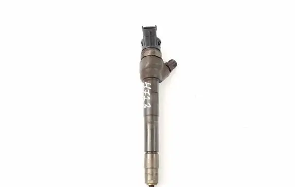 Jaguar XE Fuel injector G4D39K546CA 0445110664