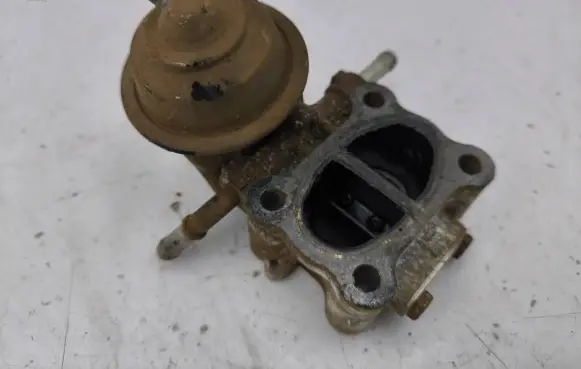Honda CR-V EGR valve