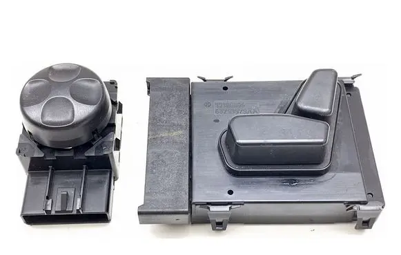 Chrysler Pacifica Seat control switch 68233979AA