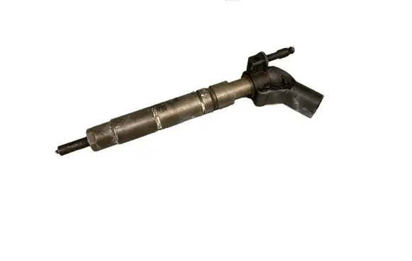 Mercedes-Benz CLS C218 X218 Fuel injector A6420700587 6420700587