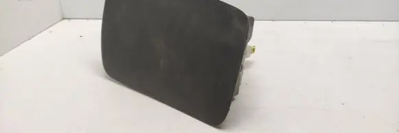 Passenger airbag