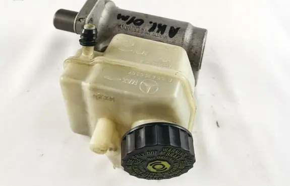 Mercedes-Benz A W168 Master brake cylinder A1684300302 32066868
