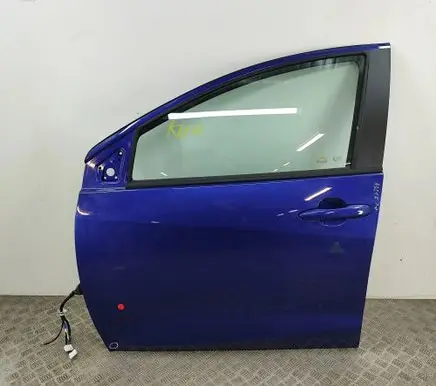 Toyota Yaris XP210 Front door 67002K0020