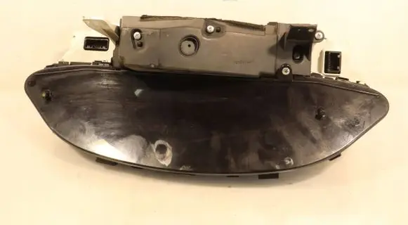 Toyota Yaris Clock 838000D690D