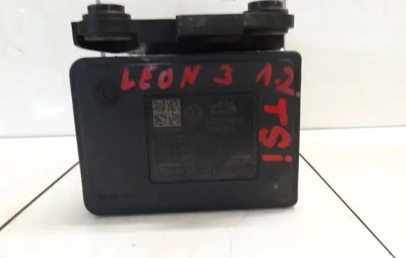 Seat Leon (5F) ABS Pump 3Q0907379P