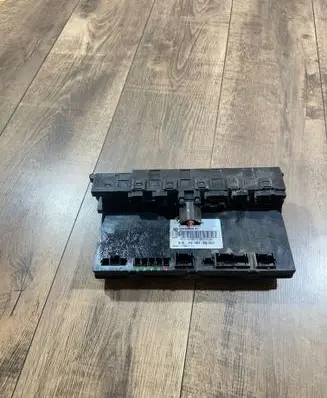 Mercedes-Benz E W211 SAM control unit 2115453601 5DK00804741