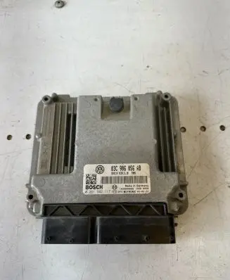 Volkswagen Golf Plus Engine control unit/module 03C906056AB 1039S08686 1618890050