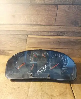 Volkswagen PASSAT B5 Speedometer (instrument cluster)