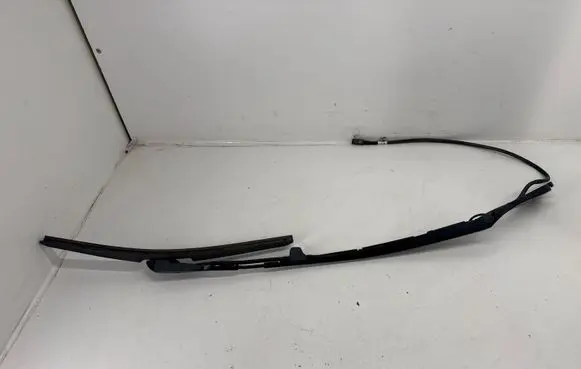Alfa Romeo Stelvio Front wiper blade arm 640874432
