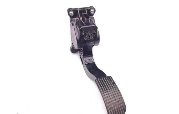 Mercedes-Benz Sprinter W906 Accelerator throttle pedal A9063000404 ZGS012Q015 0280755023
