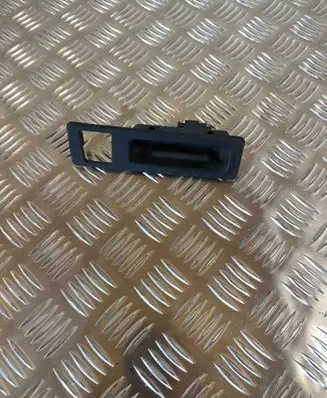BMW X3 F25 Tailgate/trunk/boot exterior handle 10822910